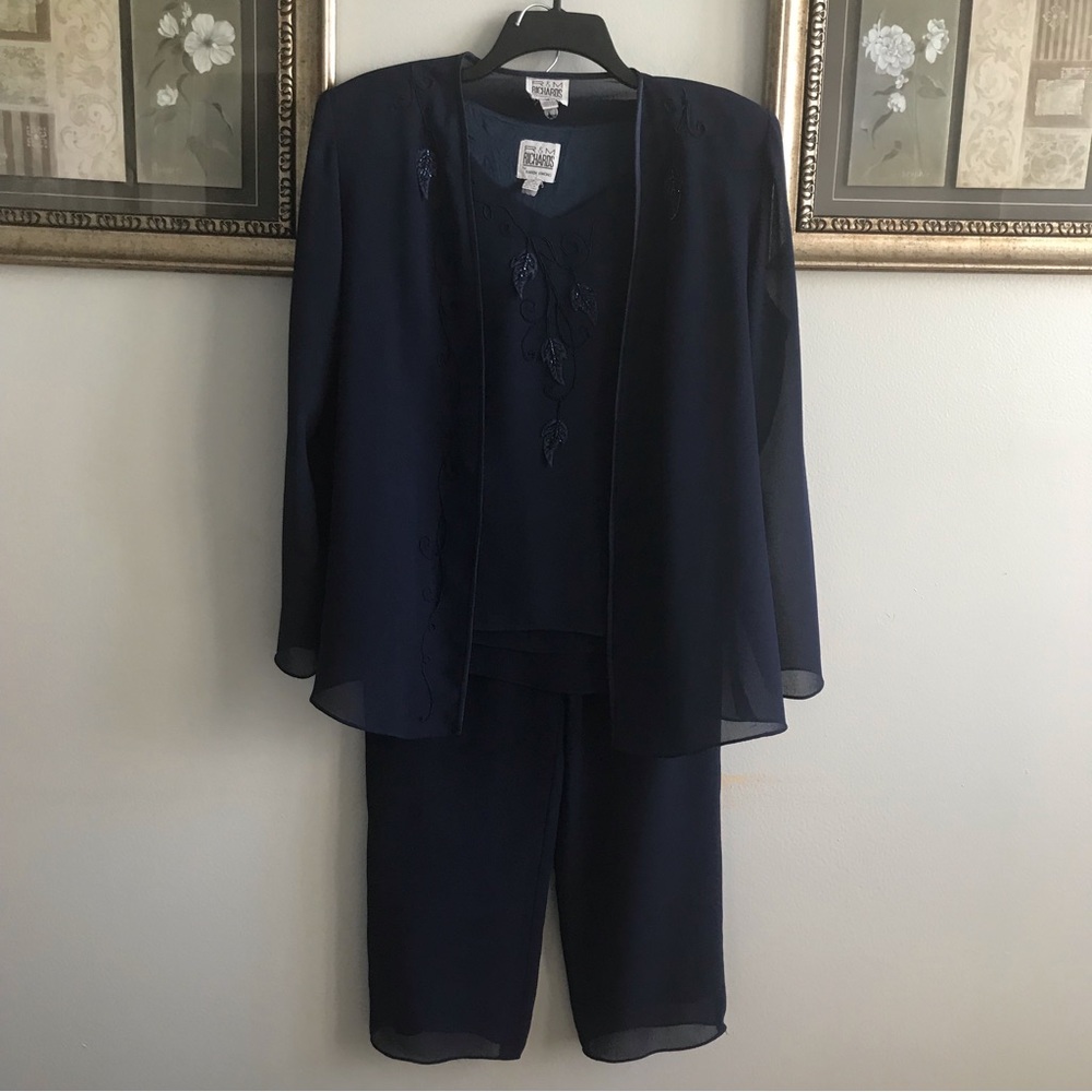 R&M RICHARDS/KAREN KWONG. Jacket, pants & TAN. BUY 2 ITEMS GET 50% ON 3RD ITEM - Picture 16 of 16